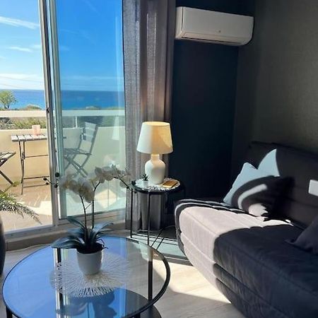 Studio La Baie Des Anges Apartment La Ciotat Bagian luar foto