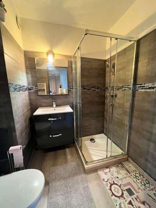 Studio La Baie Des Anges Apartment La Ciotat Bagian luar foto